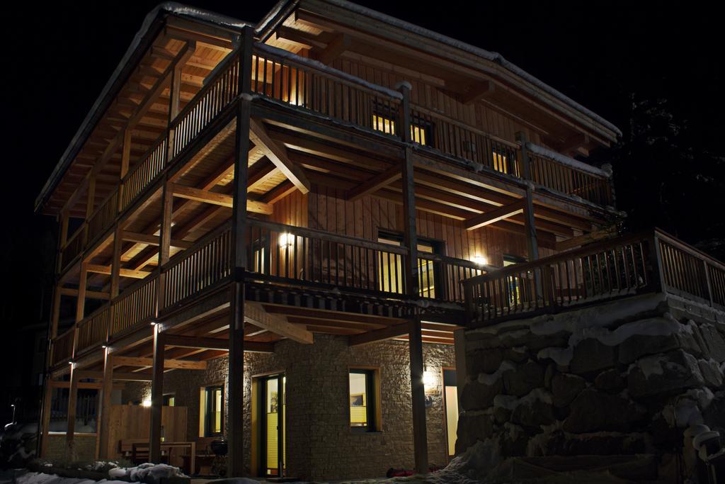 Neukirchen am Großvenediger Appartement Waldhaeusl מראה חיצוני תמונה